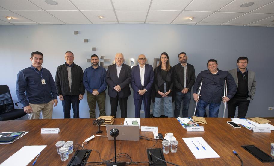 Tecpar recebe empresa internacional que promove o desenvolvimento sustentável