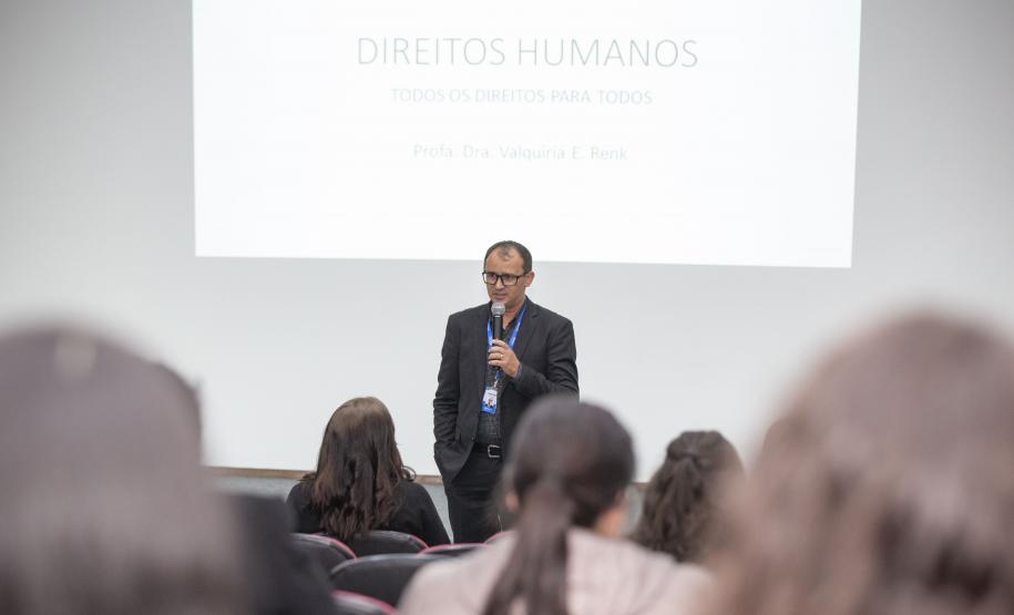 Tecpar e Seju promovem capacitação em Direitos Humanos para colaboradores do instituto