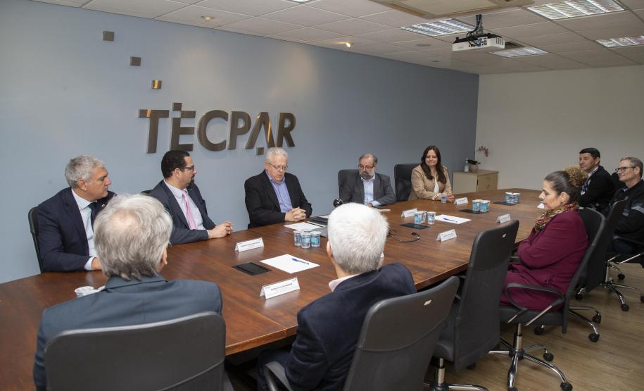 Tecpar e Conselho Regional de Administração firmam parceria