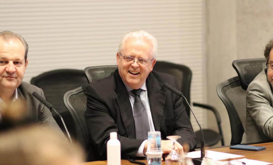 Paraná e Hungria firmam parceria nas áreas de inovação e tecnologia