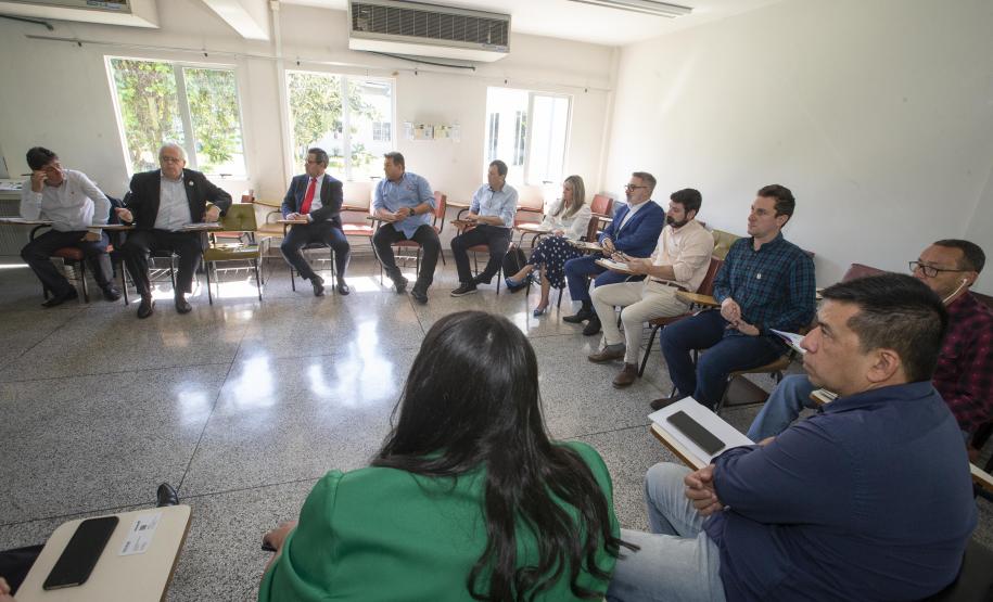 Tecpar sedia, no câmpus Araucária, reunião do AvançAraucária