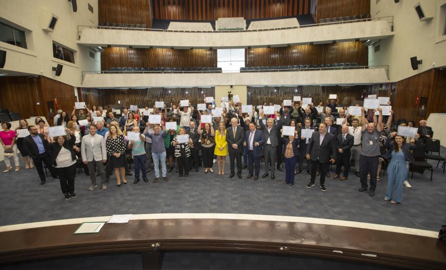 Tecpar recebe homenagem da Assembleia Legislativa