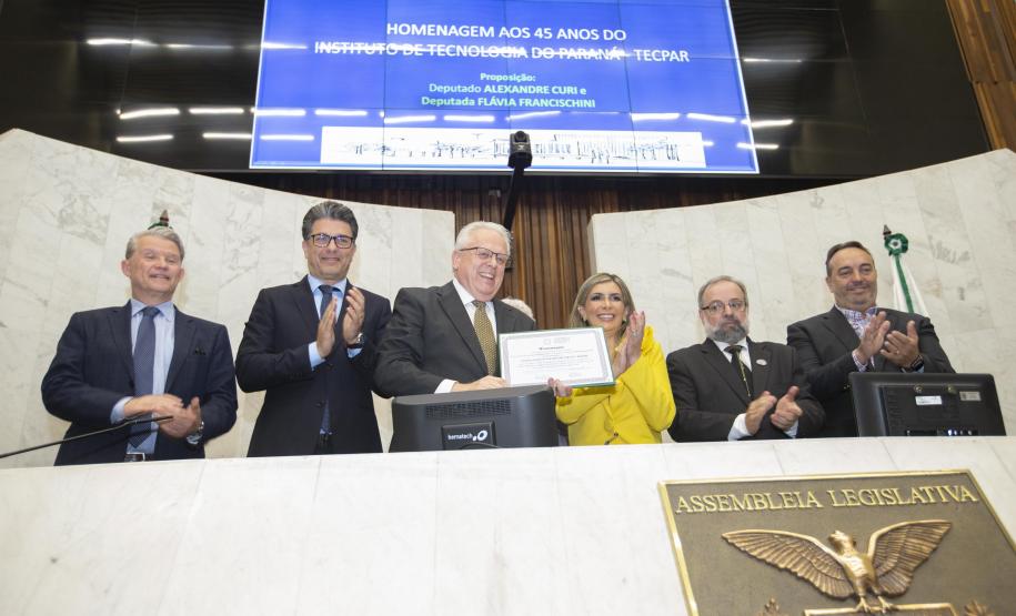 Tecpar recebe homenagem da Assembleia Legislativa