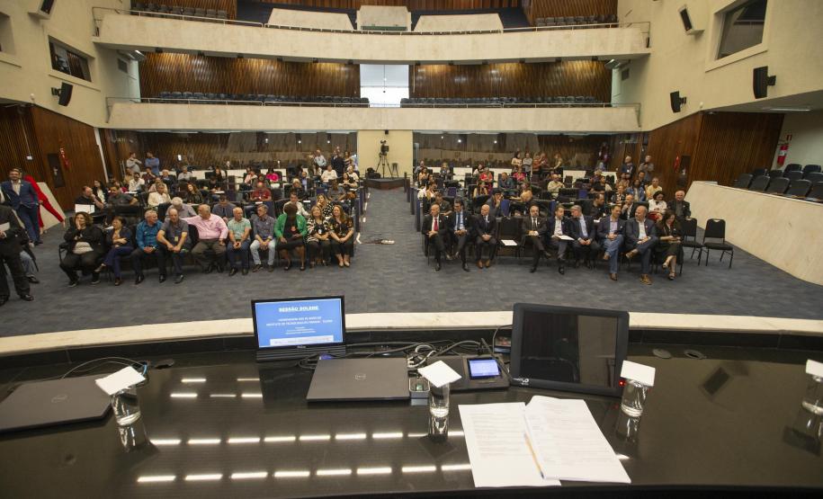 Tecpar recebe homenagem da Assembleia Legislativa