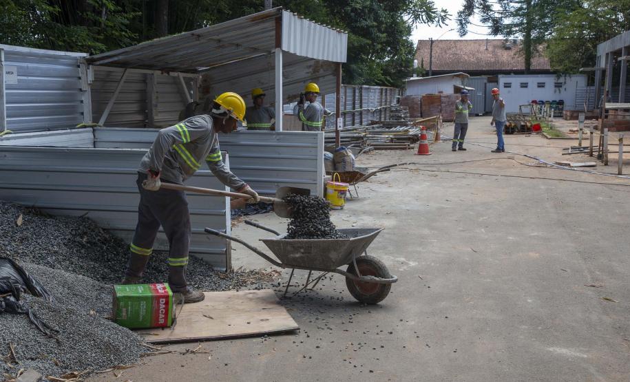 Novo Laboratório de Pesquisa e Produção de Insumos para Diagnósticos Veterinários do Tecpar encerra o ano com 15% de execução.