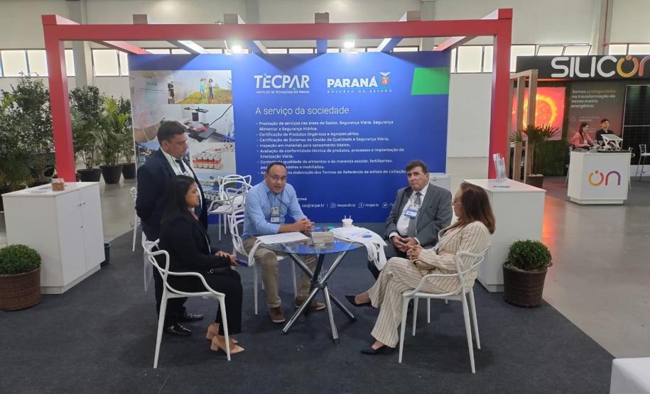 Tecpar apresenta soluções tecnológicos a municípios no Emupar