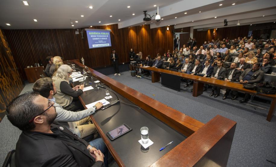 Tecpar participa de audiência publica sobre Novas Tecnologias de Combate à Dengue