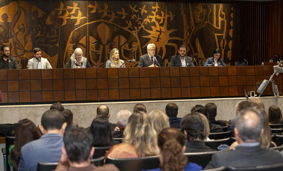 Tecpar participa de audiência publica sobre Novas Tecnologias de Combate à Dengue