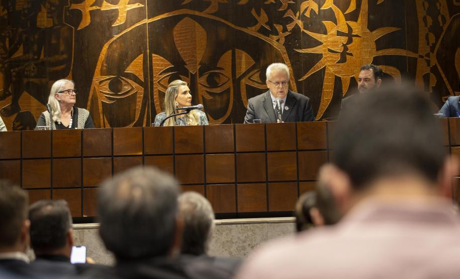 Tecpar participa de audiência publica sobre Novas Tecnologias de Combate à Dengue