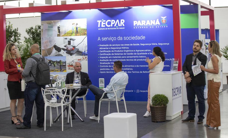 Tecpar apresenta soluções tecnológicos a municípios no Emupar