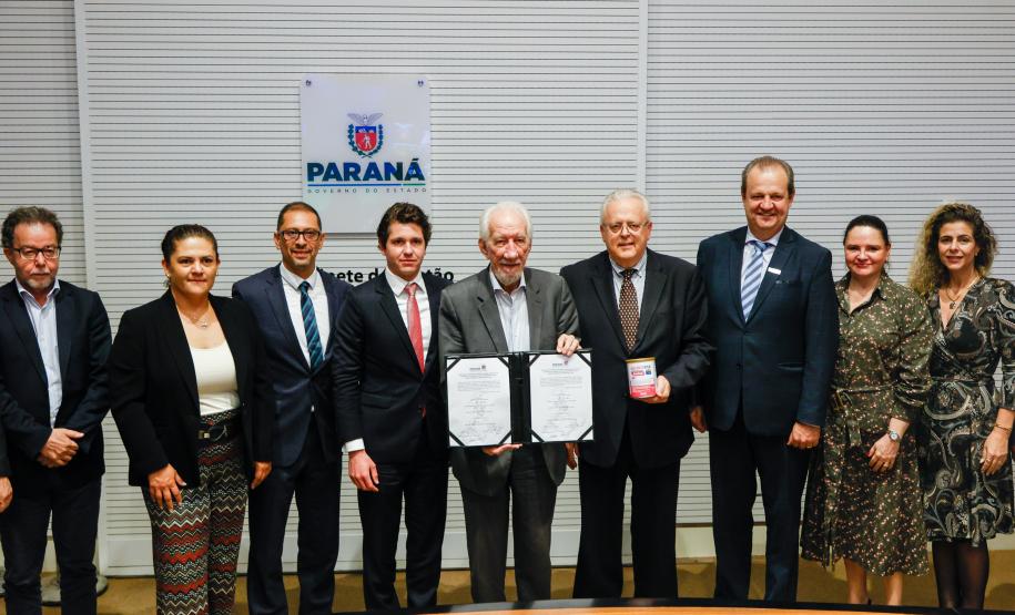 Tecpar-fórmulasdietoterápicas-assinaturaDarciPiana