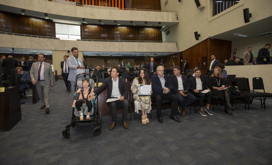 Tecpar recebe homenagem da Assembleia Legislativa pela contribuição na elaboração da Lei Pétala