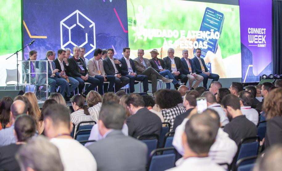 Assinatura Tecpar e Sebrae-PR