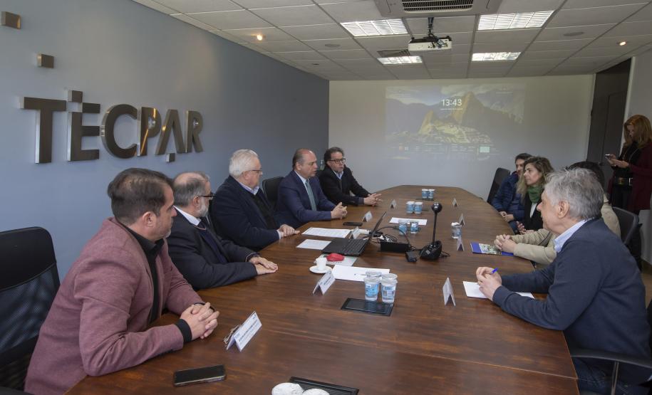 Tecpar assina contrato para obras de infraestrutura de parque tecnológico em Maringá