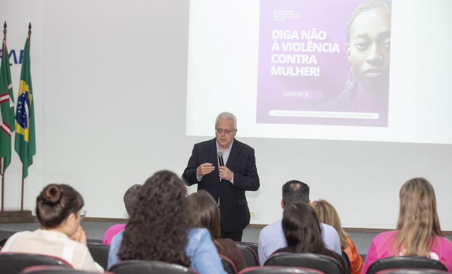 Tecpar realiza palestra sobre ações para proteção da mulher contra a violência