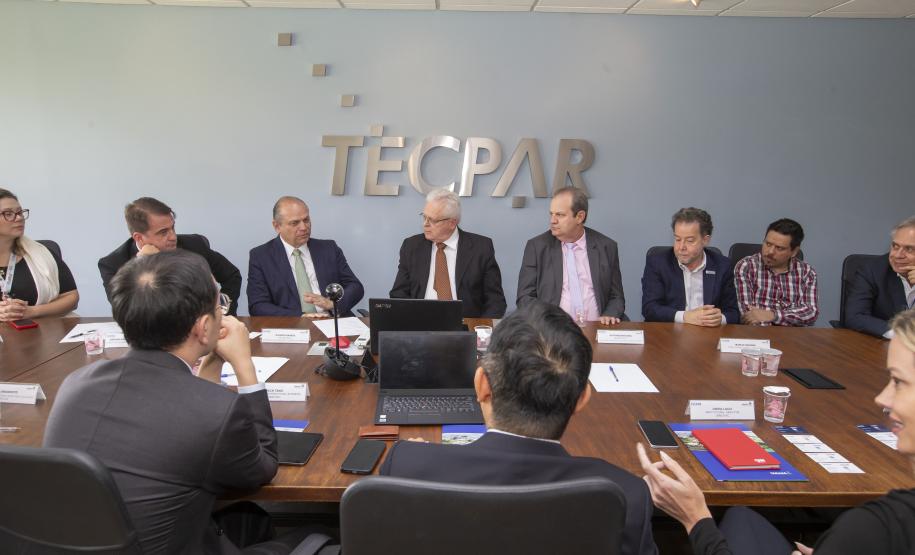 Tecpar recebe delegação de farmacêutica chinesa