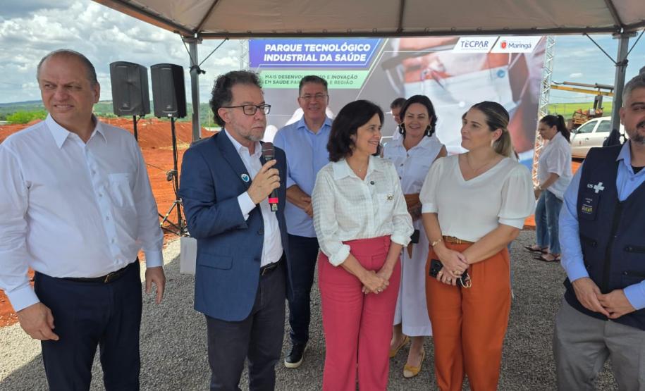 Ministra da Saúde visita a obra de instalação do novo campus do Tecpar em Maringá
