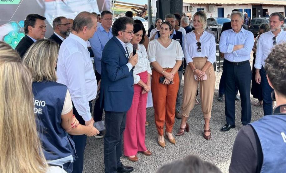 Ministra da Saúde visita a obra de instalação do novo campus do Tecpar em Maringá