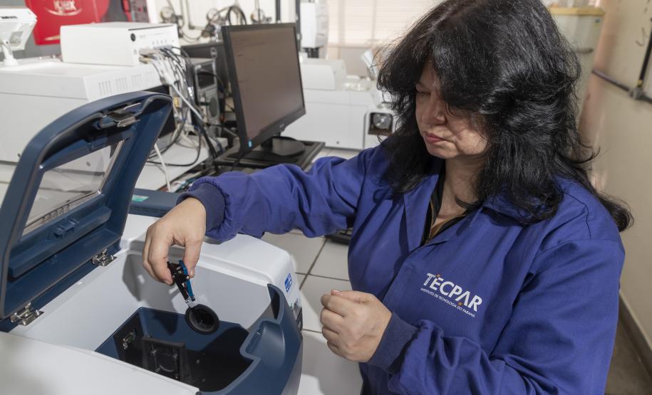 Análise de embalagens para produtos farmacêuticos