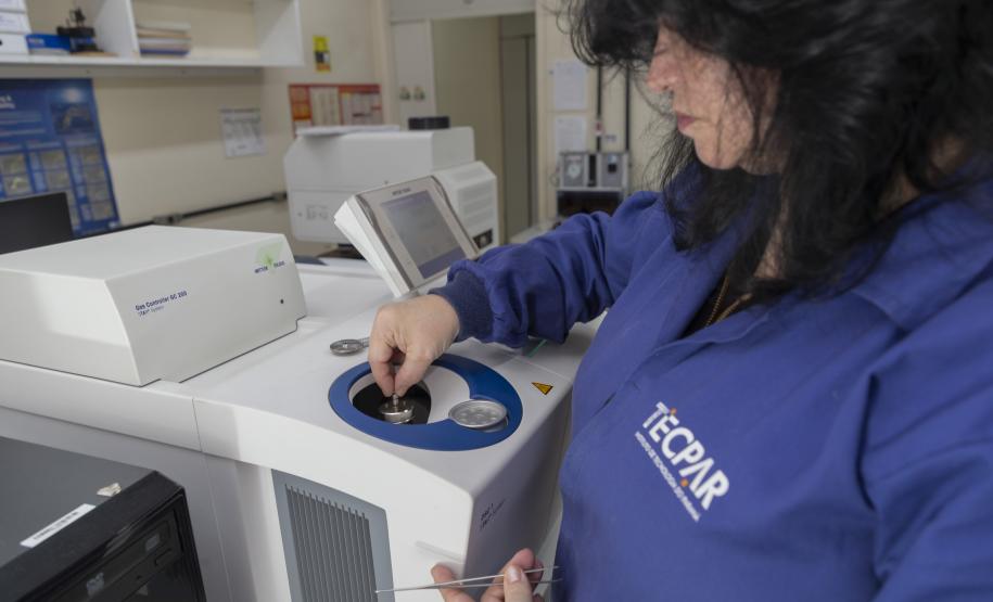 Análise de embalagens para produtos farmacêuticos