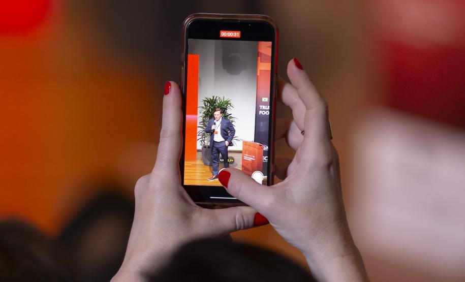 Paraná terá banco de antígenos e vacinas contra febre aftosa para atender todo o País