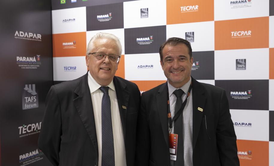 Paraná terá banco de antígenos e vacinas contra febre aftosa para atender todo o País