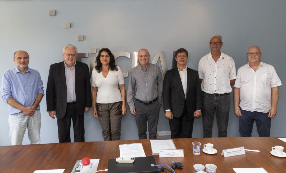 Tecpar e Unespar firmam parceria para fortalecer meliponicultura no Litoral