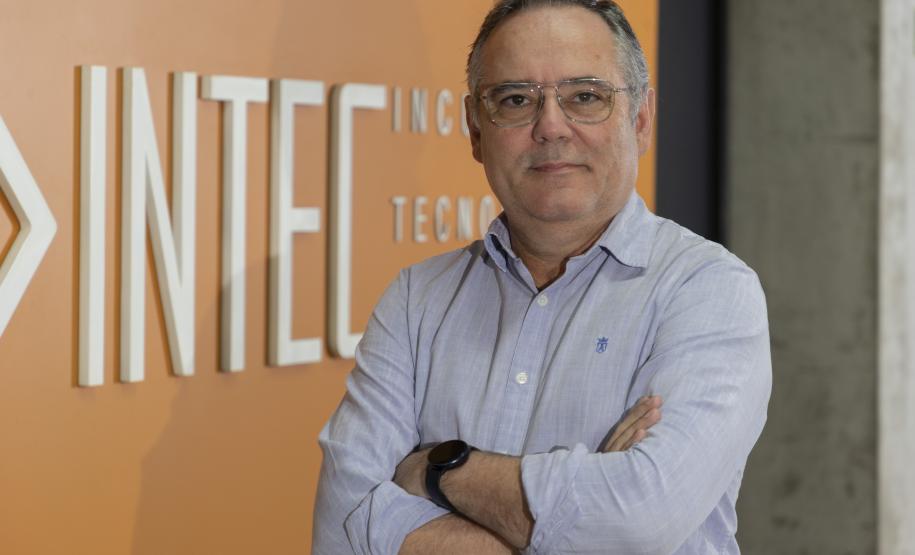 Tecnologia i9 - incubada no Tecpar