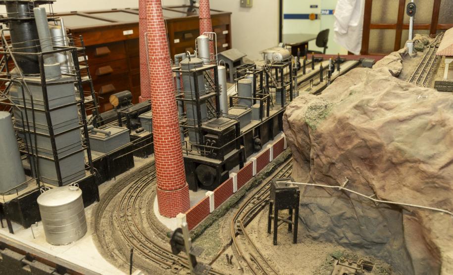 Incorporação de acervo histórico do Tecpar pela UEPG