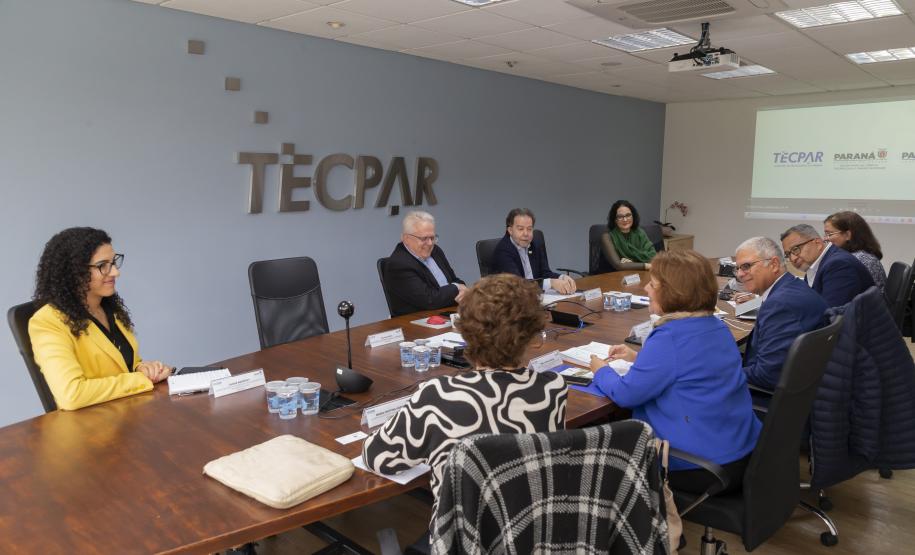 Tecpar recebe comitiva da OPAS