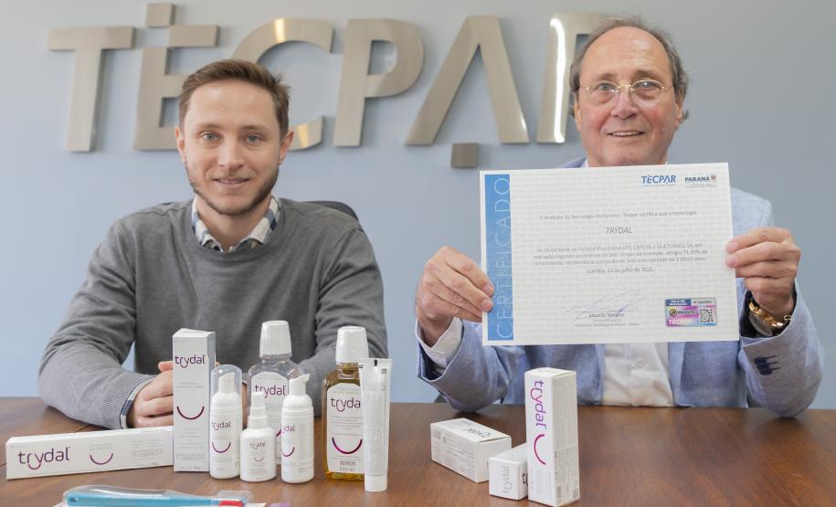 Tecpar concede Selo de Inovação para empresa de saúde bucal