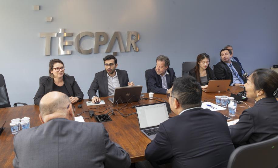 Tecpar e Sinovac iniciam trabalhos para produção de vacinas para o SUS no Paraná