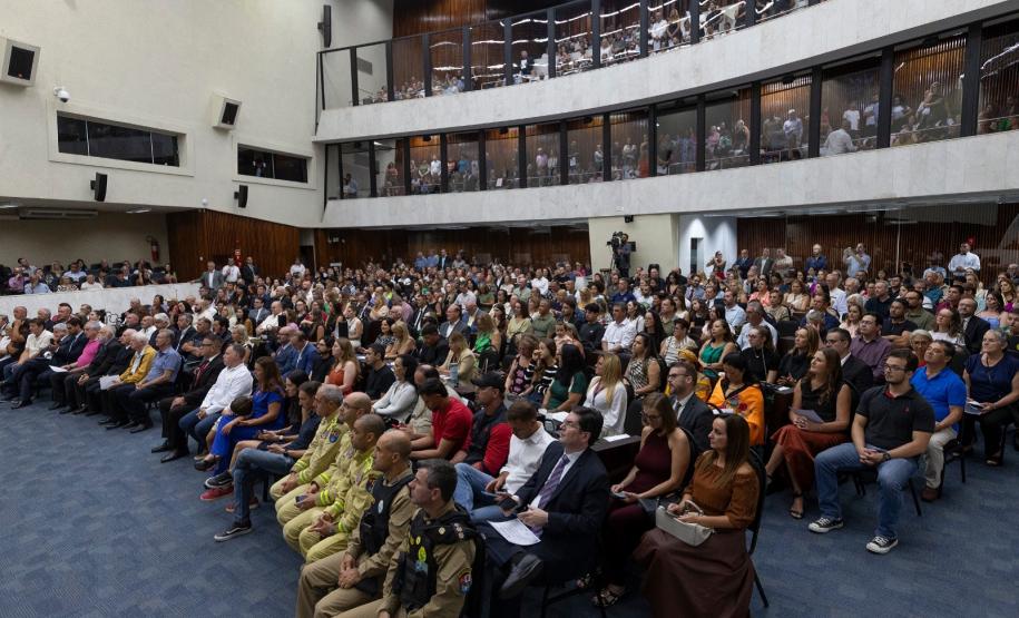 Diretor-presidente do Tecpar é homenageado pela Assembleia Legislativa do Paraná