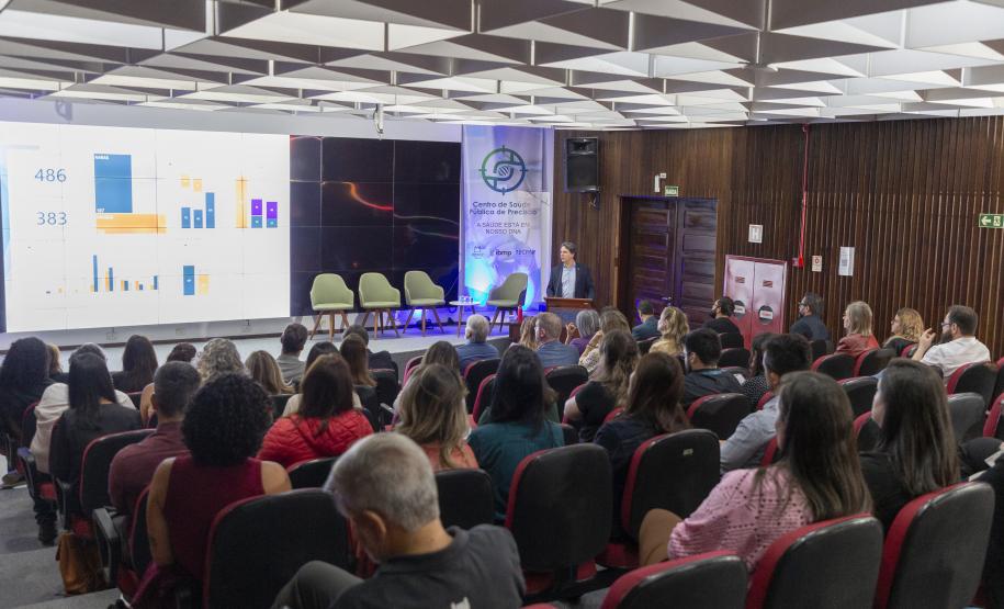 Mesa redonda “Avanços da Saúde Pública de Precisão no SUS”