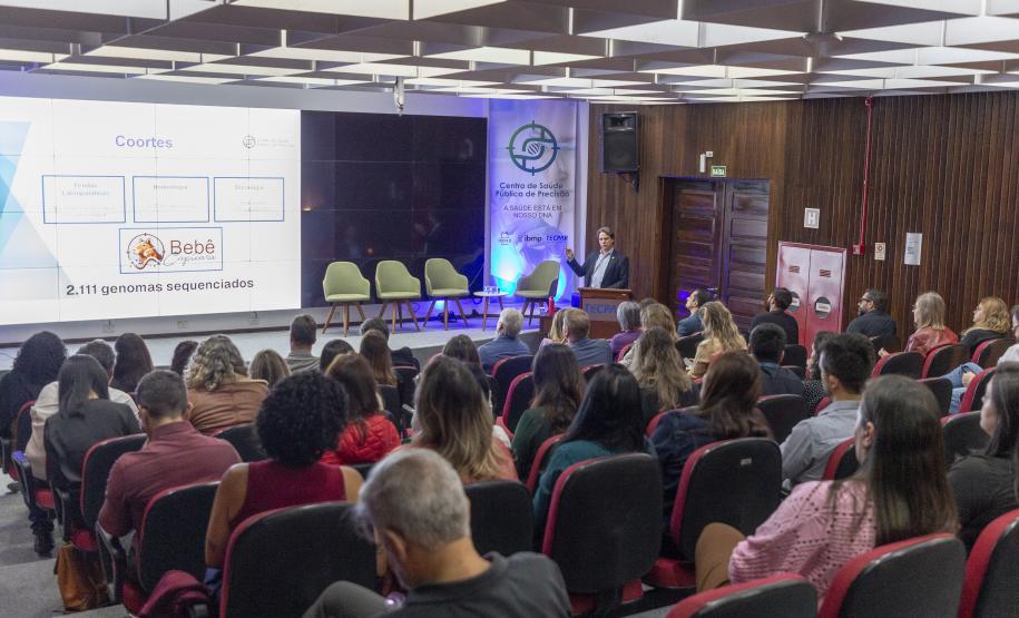 Mesa redonda “Avanços da Saúde Pública de Precisão no SUS”