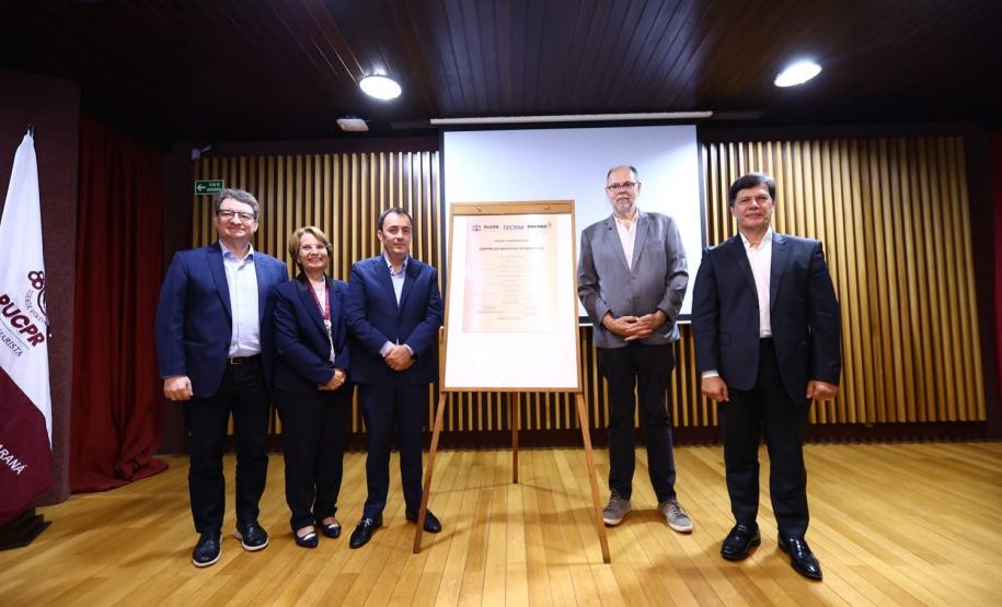 Tecpar lança pedra fundamental do Centro de Inovação Tecnológica de Londrina