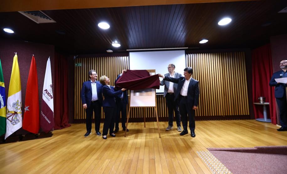 Tecpar lança pedra fundamental do Centro de Inovação Tecnológica de Londrina