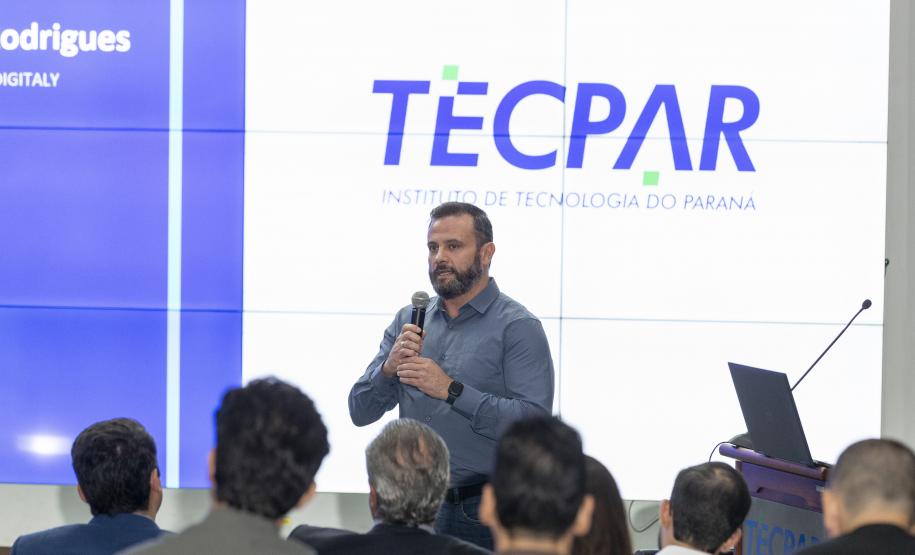 Tecpar e IAT firmam parceria com IA para acelerar licenciamento ambiental