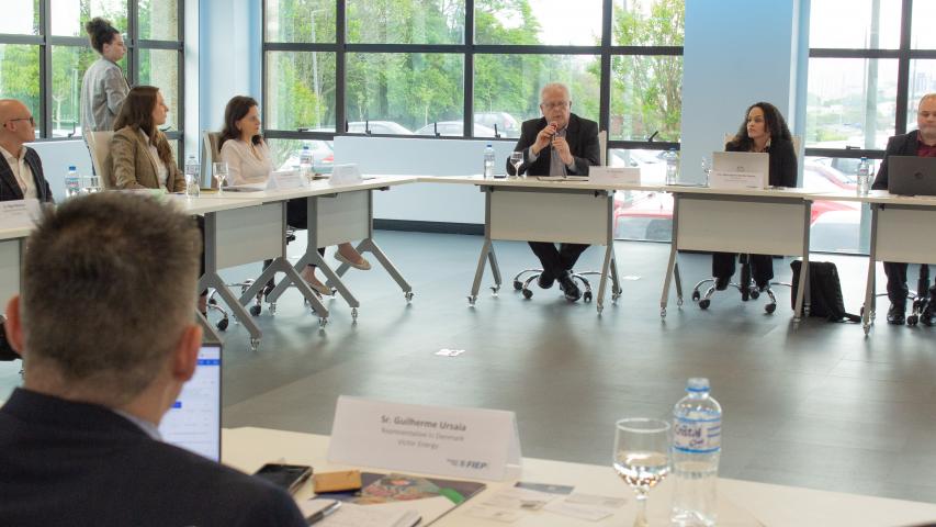 Tecpar apresenta suas atividades à comitiva dinamarquesa