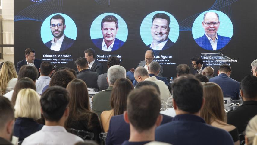 Tecpar, Detran e Secretaria de Inovação assinam pacto para criação de passaporte veicular no Paraná